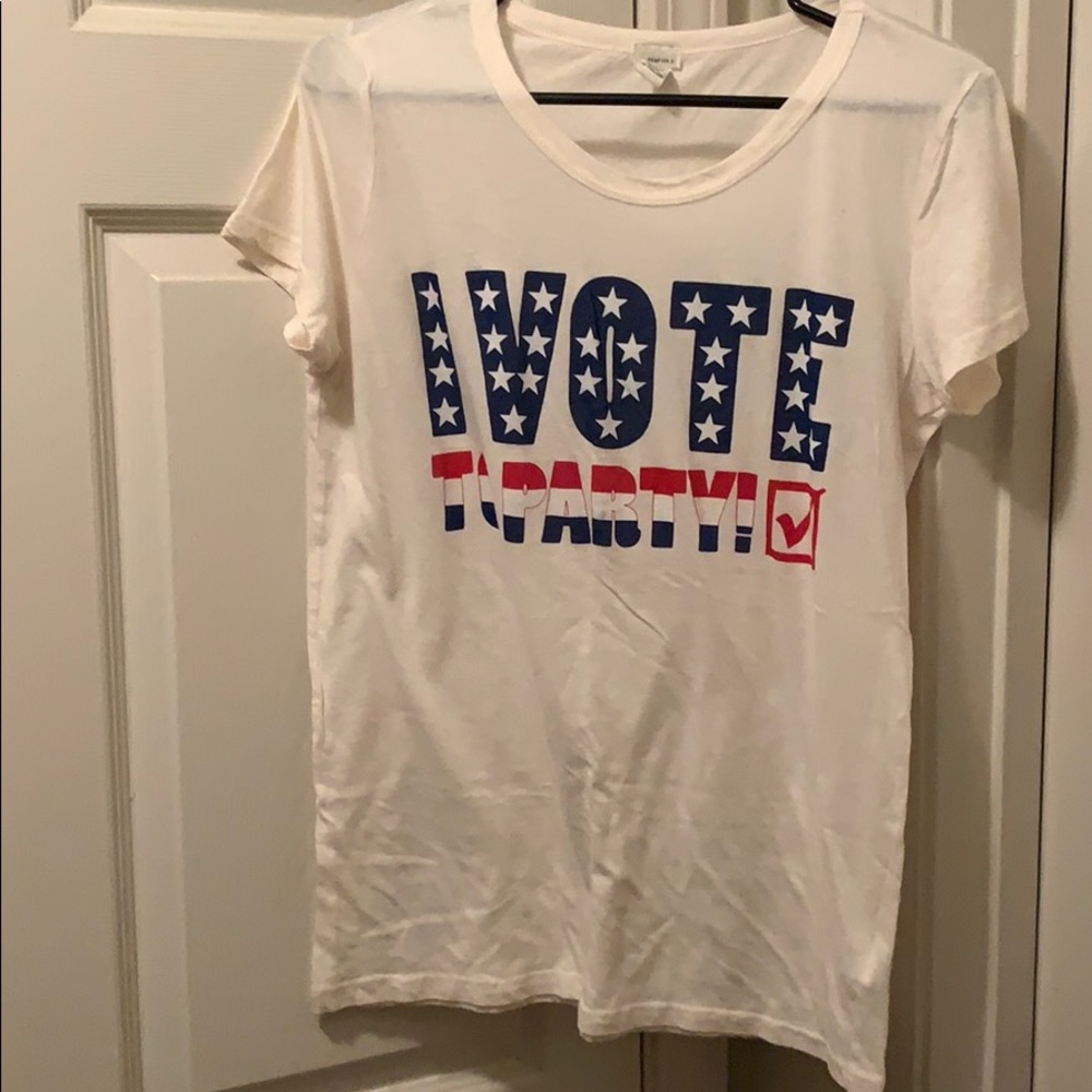 F21 “I Vote To Party” Tee Size Large